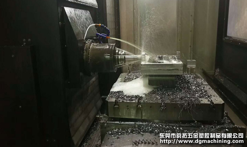 機械加工類型-車削加工 機械加工類型-車削加工